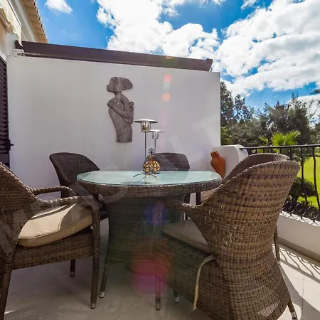 Pampas Altogolfe 2 Bedroom Daire *
